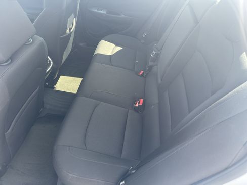 Used 2018 Chevrolet Malibu LT FWD image 15