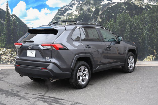 Certified 2025 Toyota RAV4 XLE w/ Convenience Package AWD/4WD image 3