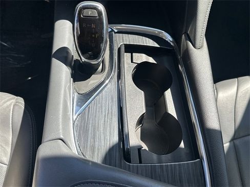 Used 2018 Buick Enclave Premium w/ Experience Buick Package image 20