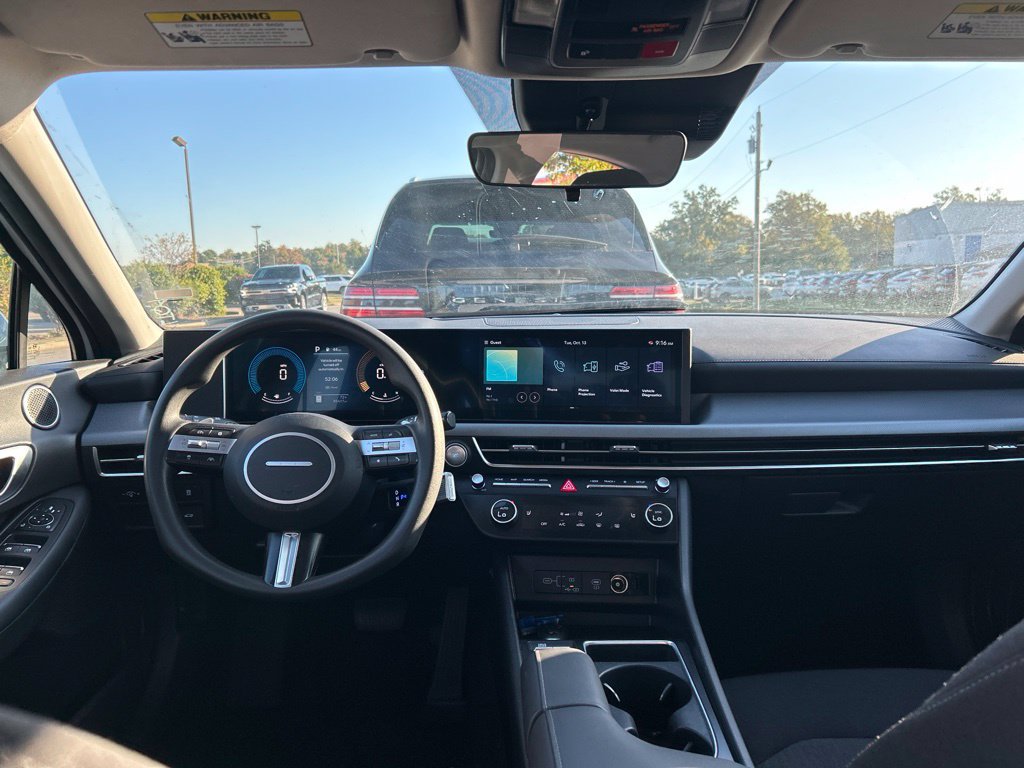 Used 2025 Hyundai Sonata SEL FWD image 5