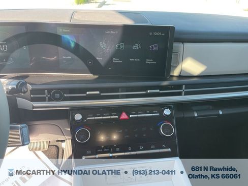 Certified 2025 Hyundai Santa Fe SEL AWD/4WD image 9