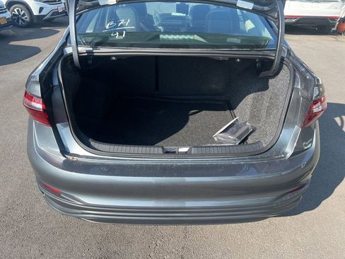 New 2025 Volkswagen Jetta SE image 10