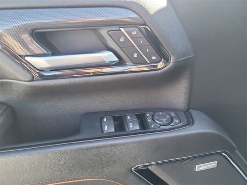 Used 2024 GMC Sierra 2500 AT4 w/ AT4 Premium Plus Package image 15