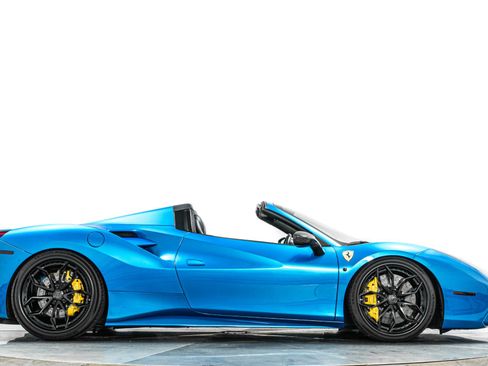 Used 2017 Ferrari 488 Spider RWD image 49