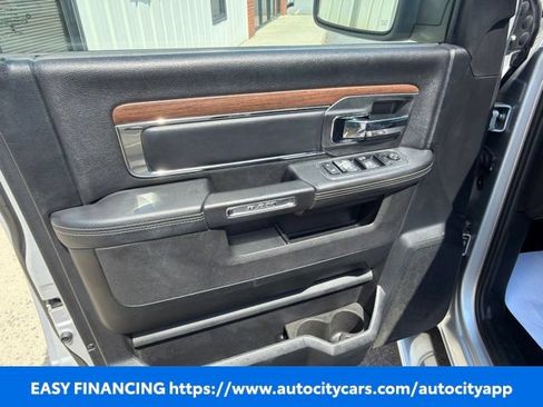 Used 2017 RAM 1500 Laramie w/ Convenience Group AWD/4WD image 5