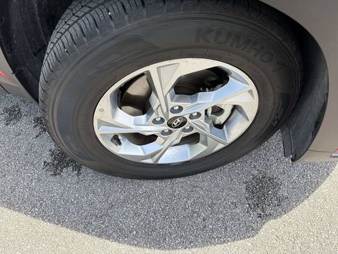 Used 2023 Hyundai Tucson SEL FWD image 19