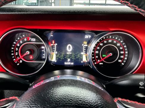 Used 2021 Jeep Wrangler Unlimited Rubicon w/ LED Lighting Group AWD/4WD image 13