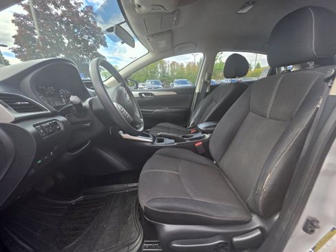 Used 2016 Nissan Sentra S FWD image 13