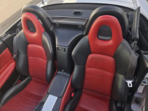Used 2004 Honda S2000 image 4