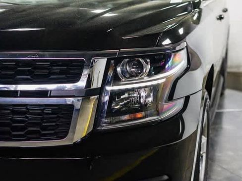 Used 2017 Chevrolet Suburban LS w/ All-Season Package image 4