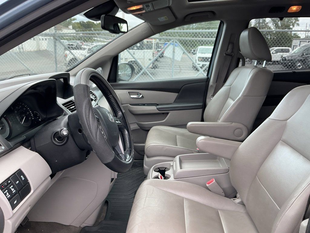 Used 2014 Honda Odyssey EX-L image 12
