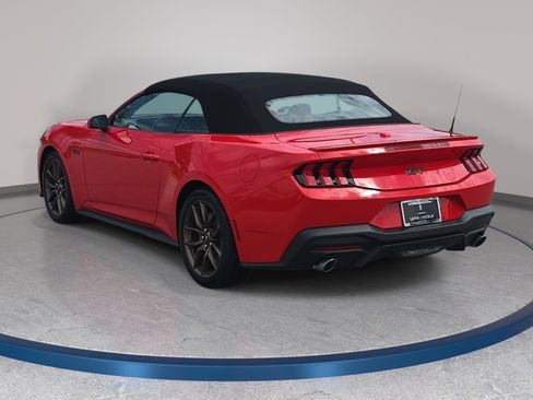 Used 2025 Ford Mustang GT Premium RWD image 7