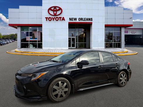 Used 2026 Toyota Corolla LE image 1