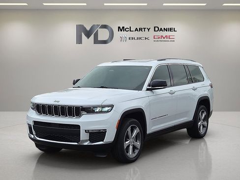 Used 2021 Jeep Grand Cherokee L Limited image 2