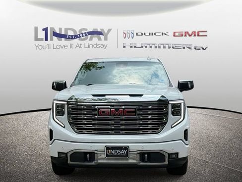 Certified 2023 GMC Sierra 1500 Denali w/ Technology Package AWD/4WD image 7