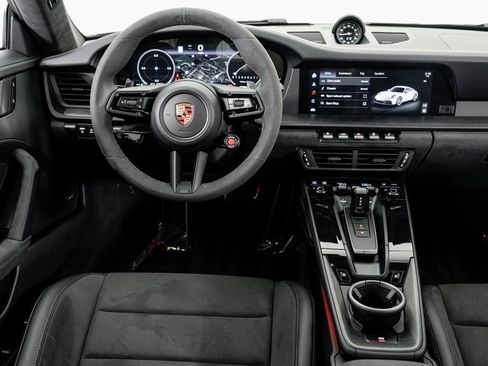 Certified 2025 Porsche 911 Carrera GTS image 16