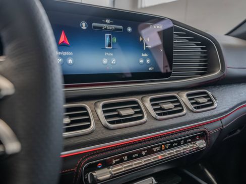 New 2026 Mercedes-Benz GLE 53 AMG 4MATIC Coupe image 30
