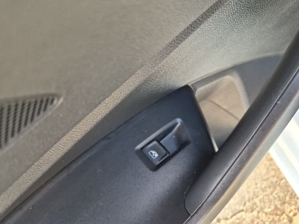 Used 2020 Volkswagen Jetta S FWD image 33
