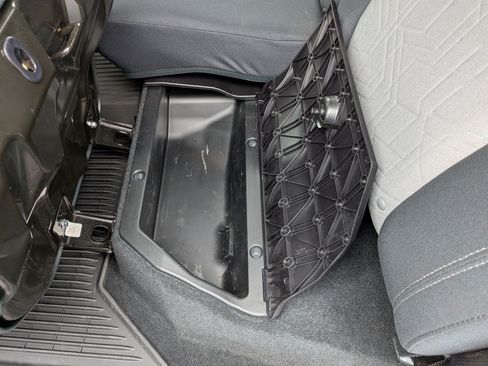 Used 2023 Toyota Tacoma TRD Sport image 21