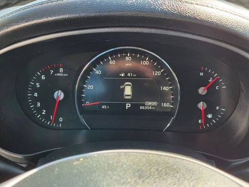 Used 2019 Kia Sorento SX image 27