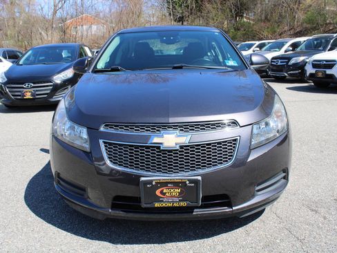 Used 2014 Chevrolet Cruze LT image 3