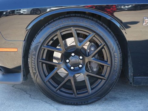 Used 2016 Dodge Challenger R/T Scat Pack image 14