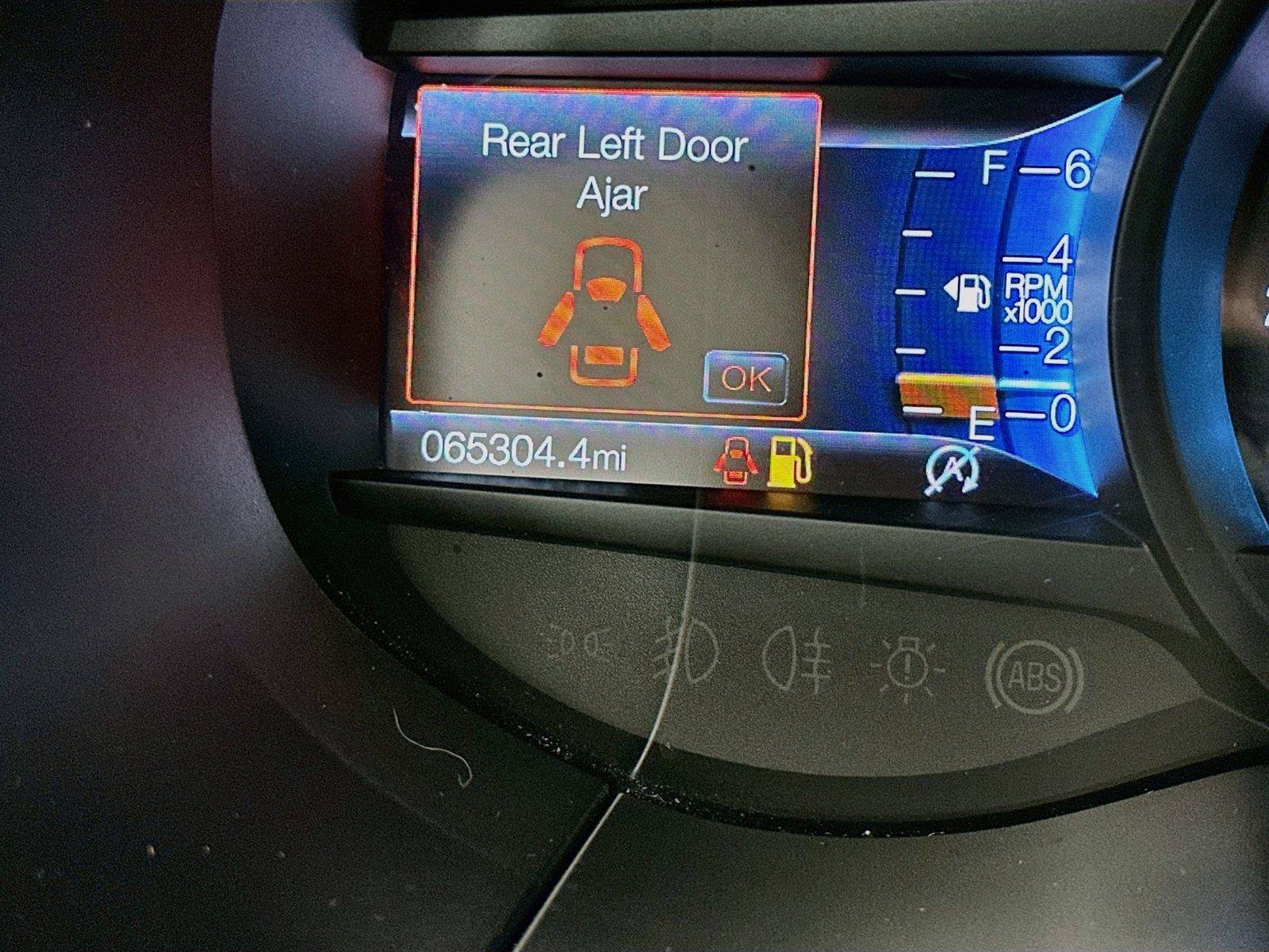 Used 2022 Ford Edge Titanium AWD/4WD image 19