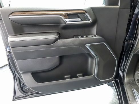 Used 2023 Chevrolet Silverado 1500 LT image 25