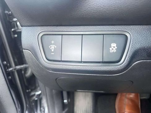 Used 2022 Kia Forte LXS image 10