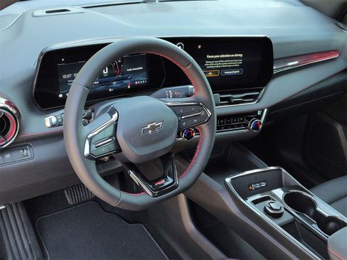 New 2026 Chevrolet Equinox RS w/ Convenience Package III image 9