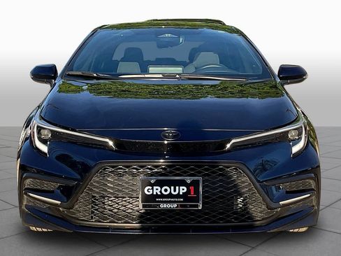 Used 2025 Toyota Corolla SE image 4