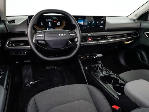 Certified 2025 Kia K4 FWD image 7