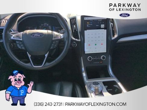 Used 2022 Ford Edge Titanium AWD/4WD image 29