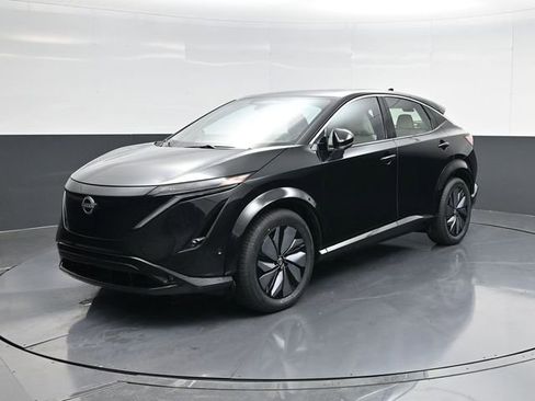 Used 2023 Nissan Ariya FWD image 7