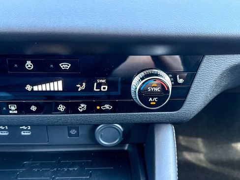 New 2026 Mitsubishi Outlander SE AWD/4WD image 34