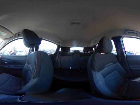 Used 2025 Nissan Kicks SV image 47