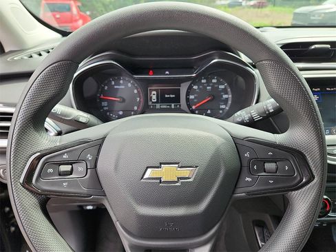 Used 2023 Chevrolet TrailBlazer LT image 18