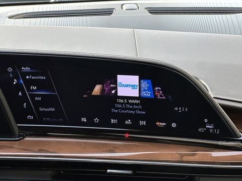 Certified 2023 Cadillac Escalade ESV Sport Platinum w/ LPO, ONYX Package image 12