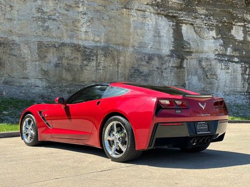 Used 2014 Chevrolet Corvette 2014 Chevrolet Corvette Stingr w/ Battery Protection Package image 3