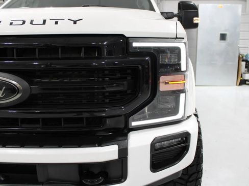 Used 2022 Ford F250 Lariat w/ Tremor Off-Road Package AWD/4WD image 4