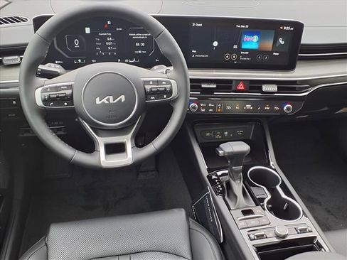 New 2026 Kia K5 EX image 5