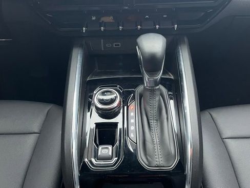 Used 2024 Chevrolet Colorado Trail Boss w/ Advanced Trailering Package image 21