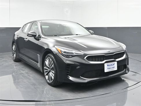 Used 2019 Kia Stinger Premium image 1