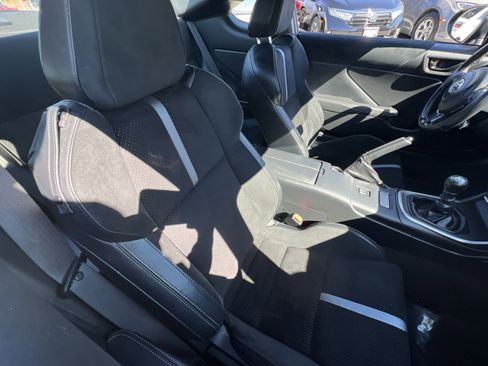 Used 2023 Toyota GR86 Premium image 26