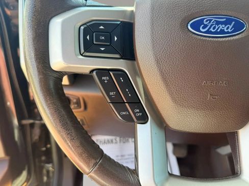Used 2019 Ford F150 King Ranch w/ Equipment Group 601A Luxury AWD/4WD image 20