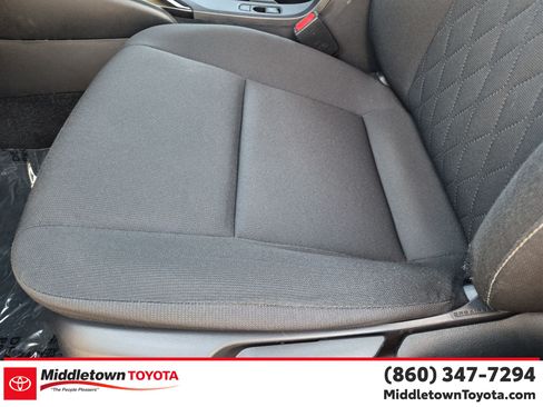 Used 2024 Toyota Corolla LE AWD/4WD image 15