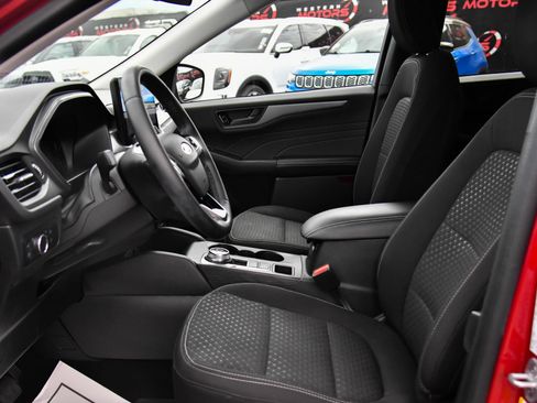 Used 2023 Ford Escape Active w/ Tech Pack #1 AWD/4WD image 17