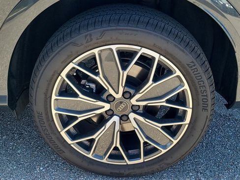 Certified 2025 Audi Q5 Premium Plus w/ Premium Plus image 10