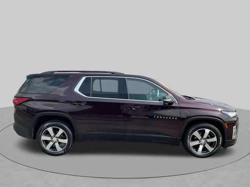 Used 2023 Chevrolet Traverse LT AWD/4WD image 34