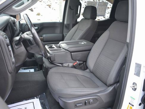 Used 2019 Chevrolet Silverado 1500 LT image 9